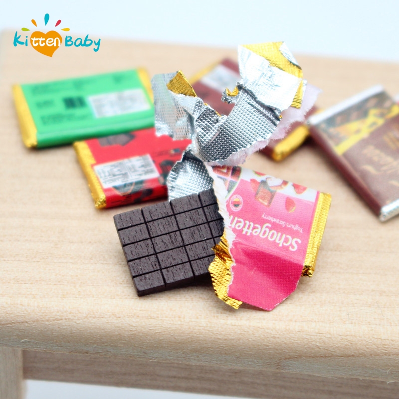 Chocolate Snack - Miniature Dollhouse Mini Chocolate Bar Modelo